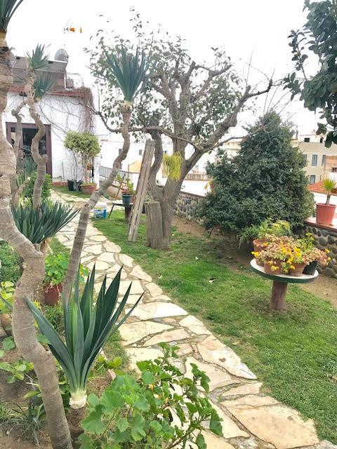 Hostal Casa Torrent Canet De Mar Exterior foto